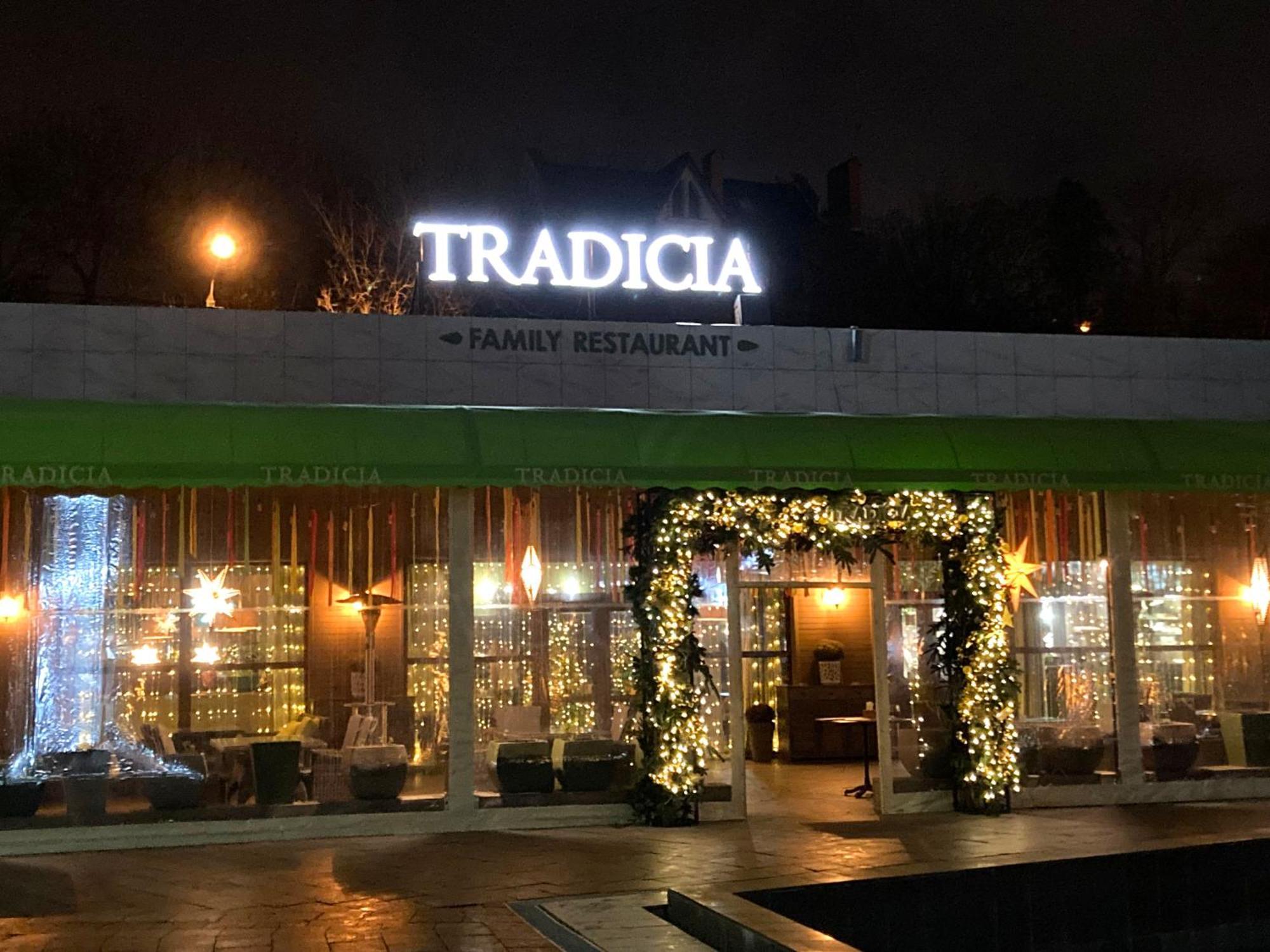 Arcadia Spacious Apartments 오데사 외부 사진