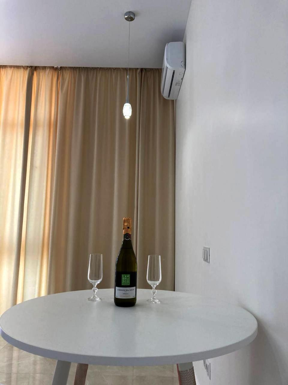 Arcadia Spacious Apartments 오데사 외부 사진